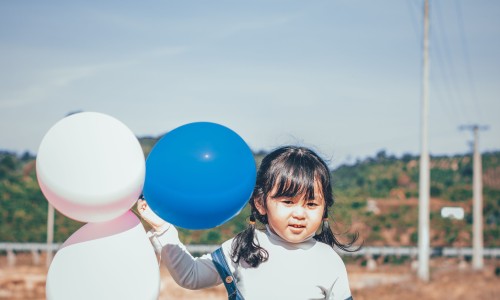 小孩脸上痣多大去掉好-小孩脸上长痣怎么去除、小孩脸上的痣多大年龄点掉合适 -小孩脸上有痣可以去掉吗网